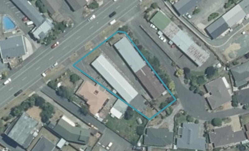 6/33 Golf Road, Tahunanui, Nelson - Carousel 1