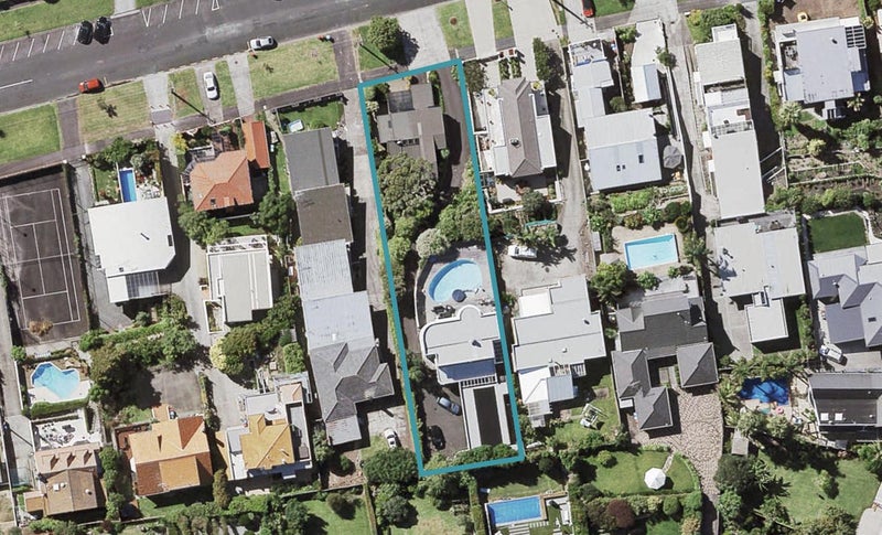 11A Nihill Crescent, Mission Bay, Auckland - Carousel 1