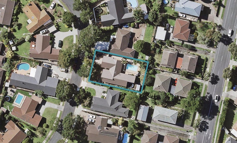 20 Raddock Place, Farm Cove, Auckland - Carousel 1