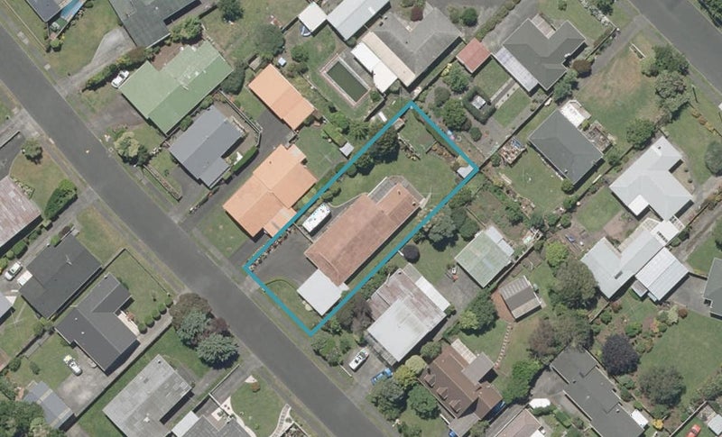 42 Exeter Crescent, Springvale, Whanganui - Carousel 1