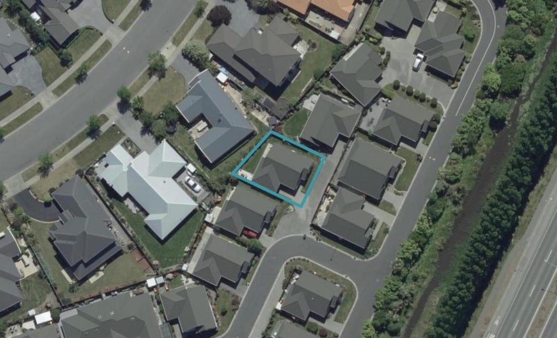 8 Northwood Villas, Northwood, Christchurch - Carousel 1
