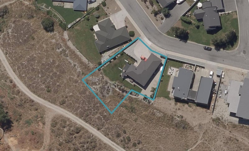 9 Walnut Grove, Alexandra, Alexandra - Carousel 1