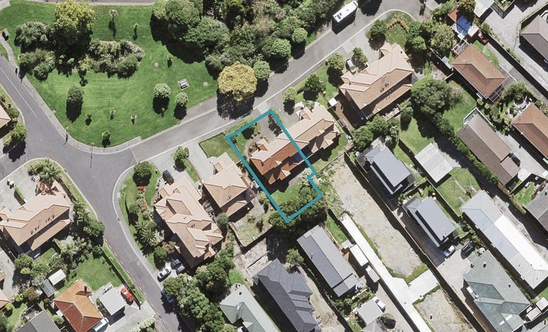 5 Bickleigh Grove, New Lynn, Auckland - Carousel 1