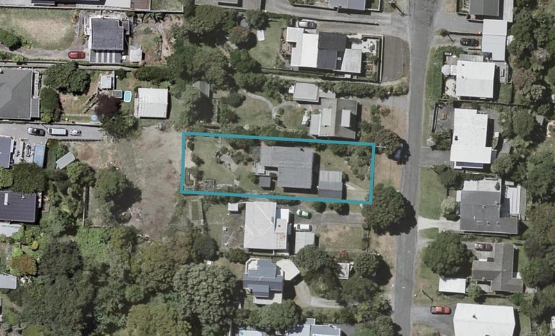 125 Renown Road, Raumati South, Paraparaumu - Carousel 1