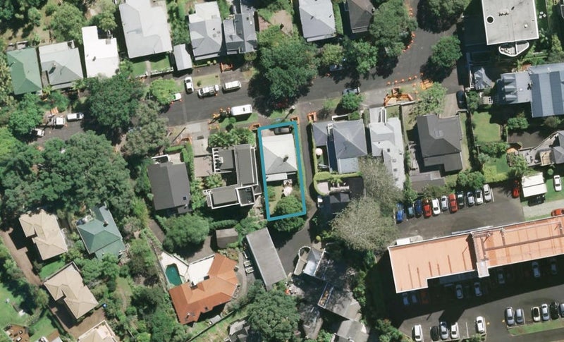 16 Alberon Street, Parnell, Auckland - Carousel 1