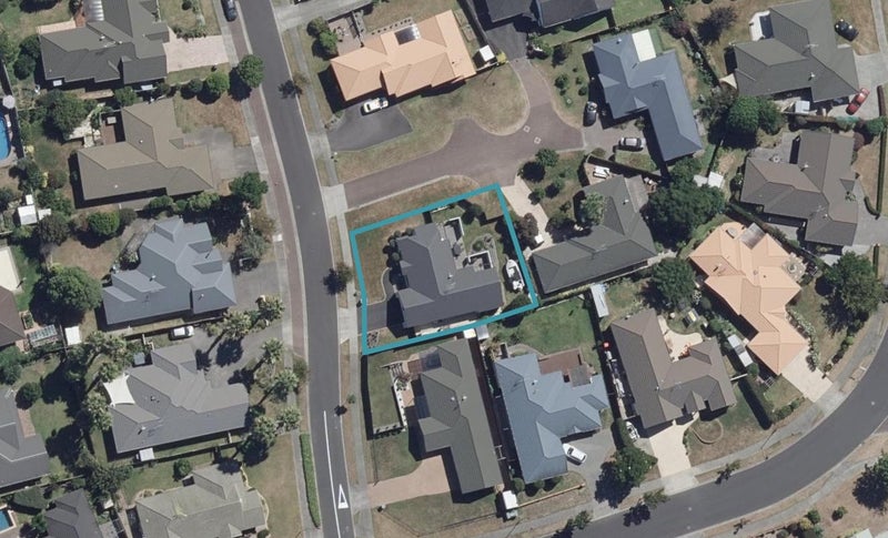 4 Drumfearn Place, Rototuna, Hamilton - Carousel 1