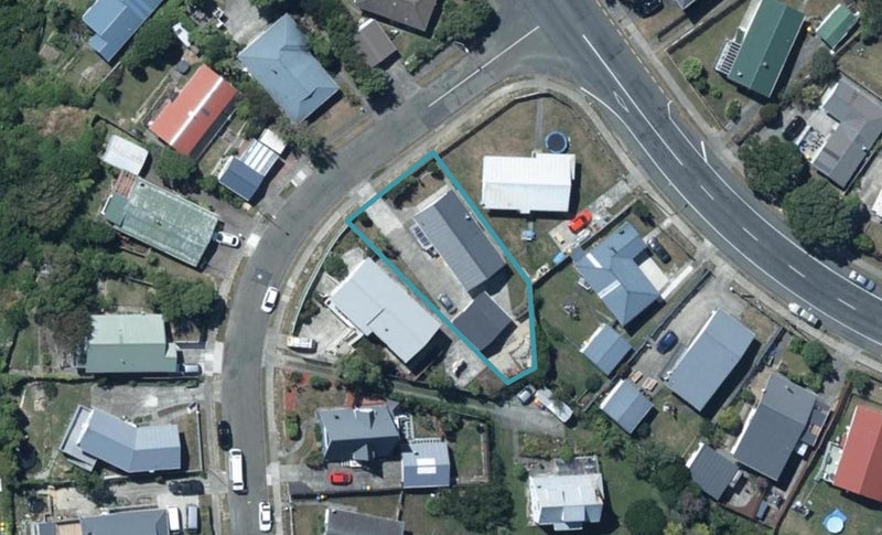 3 Toporoa View, Ascot Park, Porirua - Carousel 1