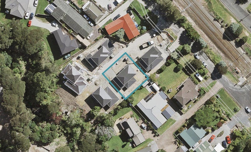 32B Sherrybrooke Place, Sunnyvale, Auckland - Carousel 1