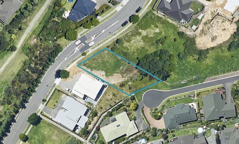 170 Castlewold Drive, Bethlehem, Tauranga - Carousel 1