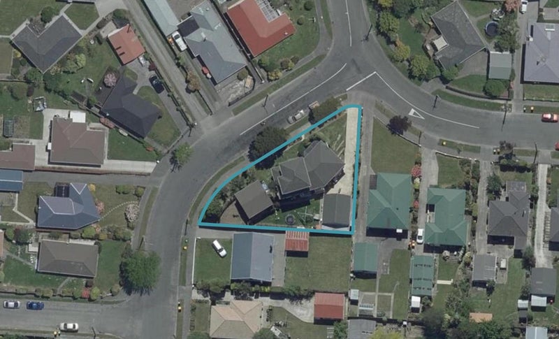 5 Wingate Street, Redwood, Christchurch - Carousel 1