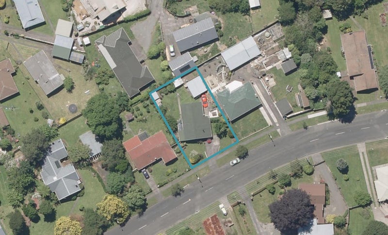 337 Somme Parade, Aramoho, Whanganui - Carousel 1
