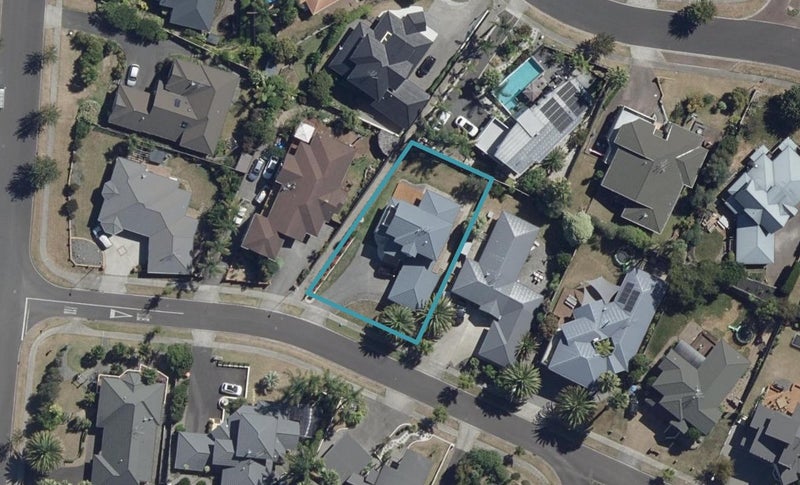 5 Jefferson Heights, Western Heights, Hamilton - Carousel 1