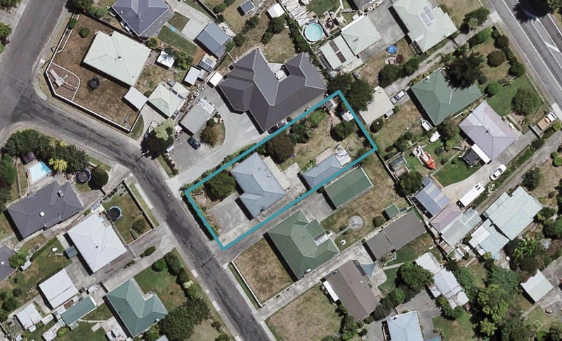 5 Elizabeth Place, Clive, Clive - Carousel 1