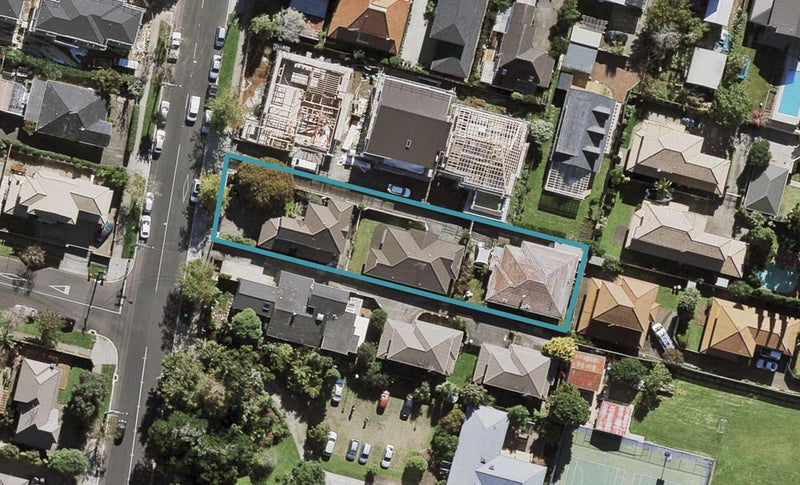 100B The Drive, Epsom, Auckland - Carousel 1