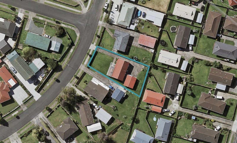 66 Zelda Avenue, Clover Park, Auckland - Carousel 1