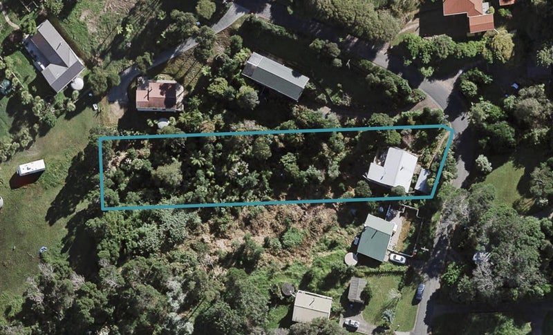 56 Erua Road, Ostend, Waiheke Island - Carousel 1