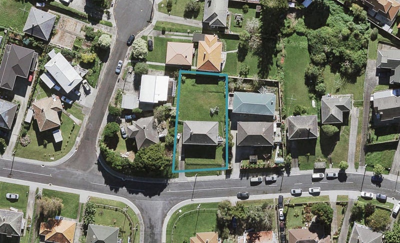 16 Aurora Avenue, Wesley, Auckland - Carousel 1