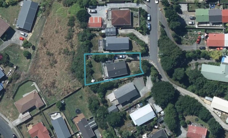 92 Arawhata Street, Ranui, Porirua - Carousel 1
