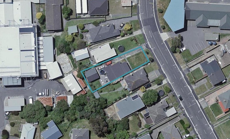 76 Strathmore Avenue, Strathmore Park, Wellington - Carousel 1