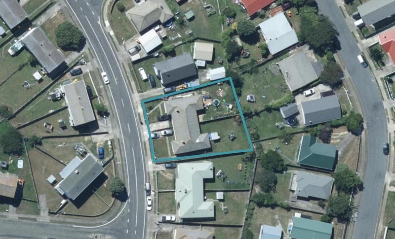 72 Corinna Street, Waitangirua, Porirua - Carousel 1