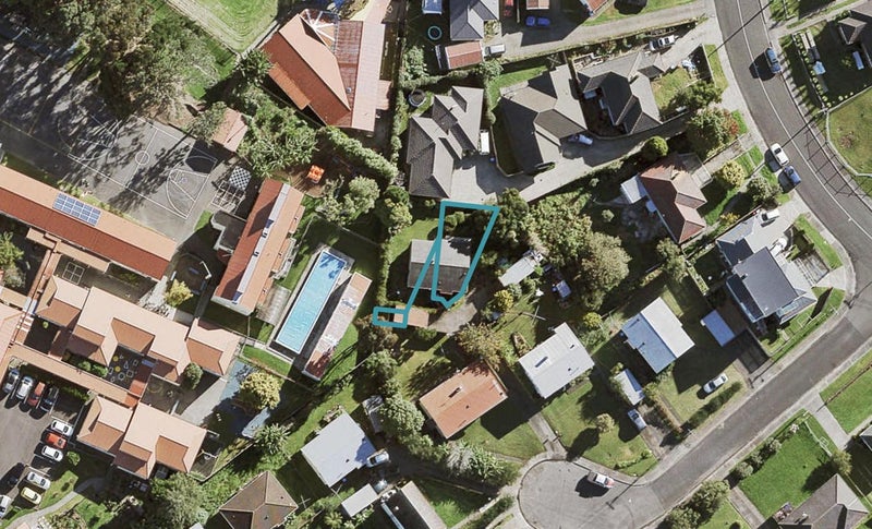16 Puhua Lane, Mount Roskill, Auckland - Carousel 1
