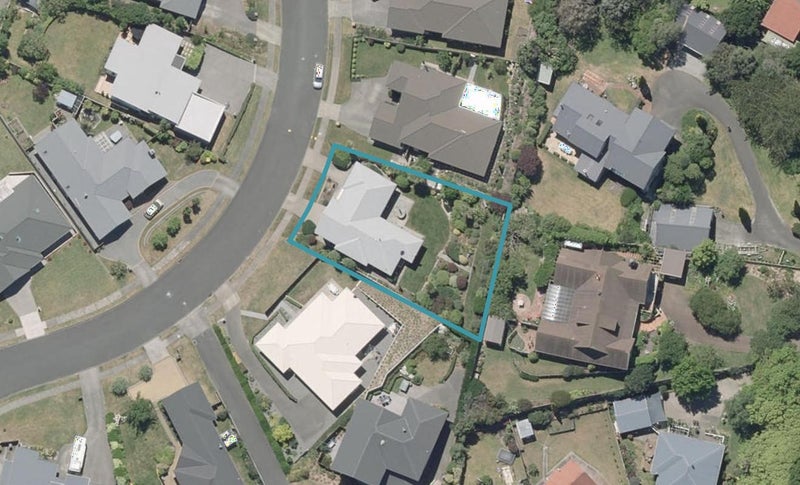 16 Lithgow Drive, Otamatea, Whanganui - Carousel 1