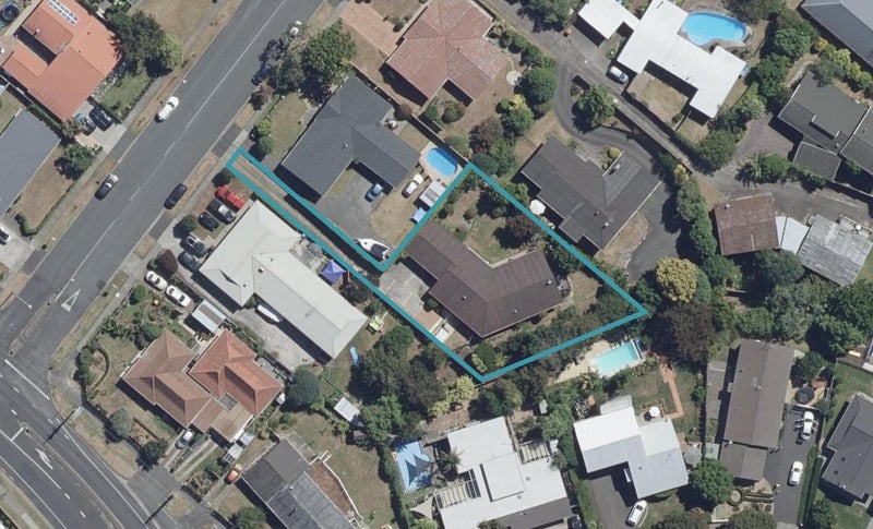 6 Delamare Road, St Andrews, Hamilton - Carousel 1