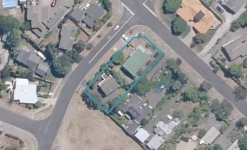 27 Titoki Avenue, Waipahihi, Taupo - Carousel 1