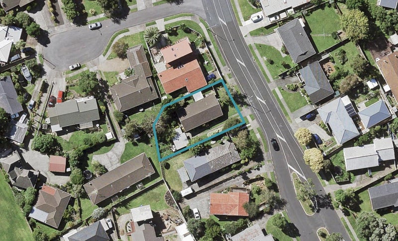 2/8 Stanniland Street, Sunnyhills, Auckland - Carousel 1