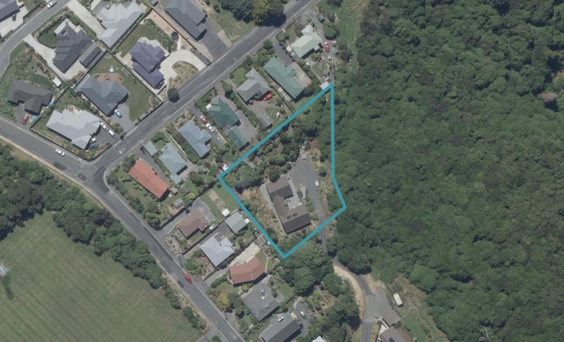 96 Tanner Road, Glenleith, Dunedin - Carousel 1