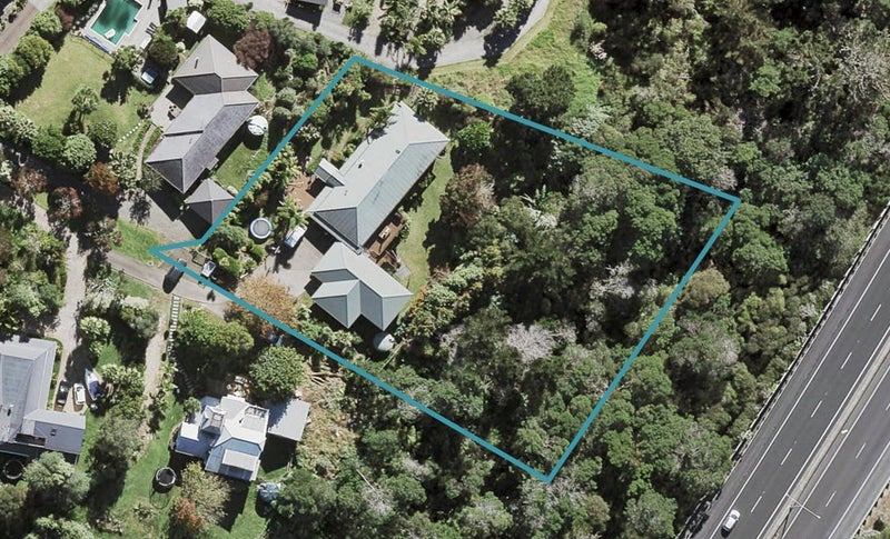 11A Olwyn Place, Greenhithe, Auckland - Carousel 1