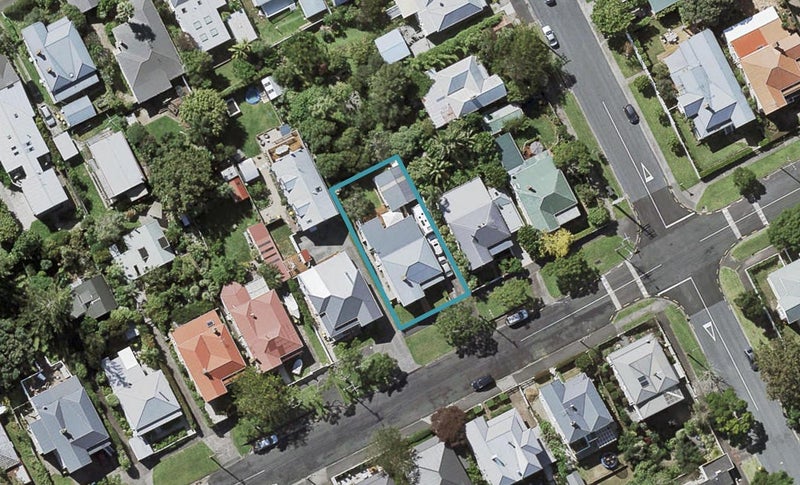 44 Mozeley Avenue, Devonport, Auckland - Carousel 1