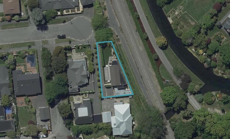 22 Daresbury Lane, Fendalton, Christchurch - Carousel 1