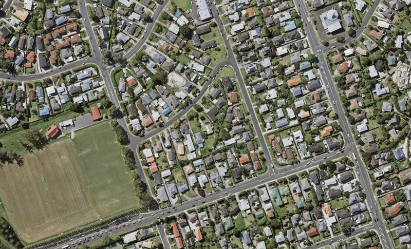 8B PAX AVENUE, Forest Hill, Auckland - Carousel 1