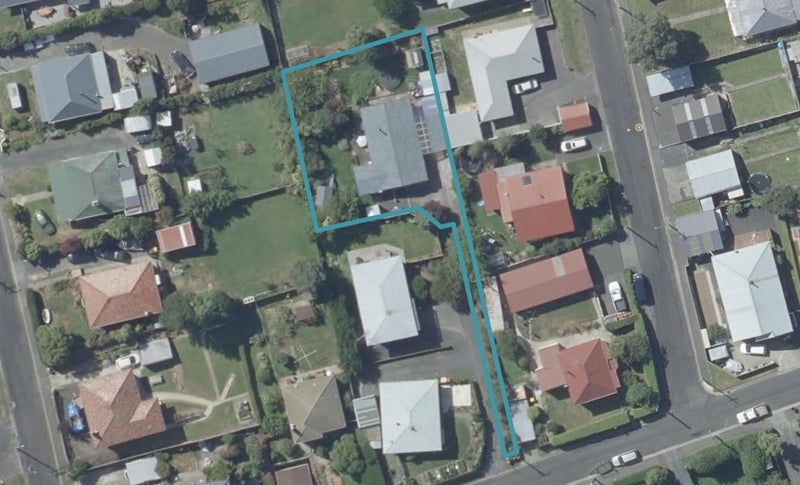 6B Paterson Street, Abbotsford, Dunedin - Carousel 1