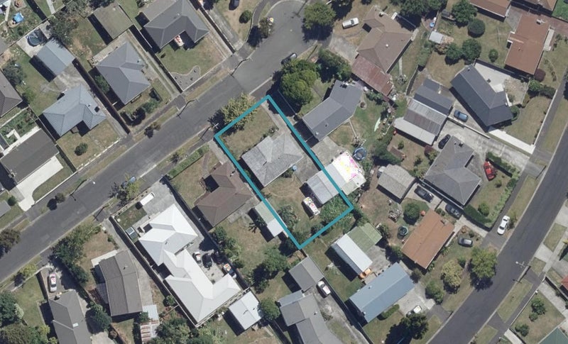 12 Thornton Place, Melville, Hamilton - Carousel 1