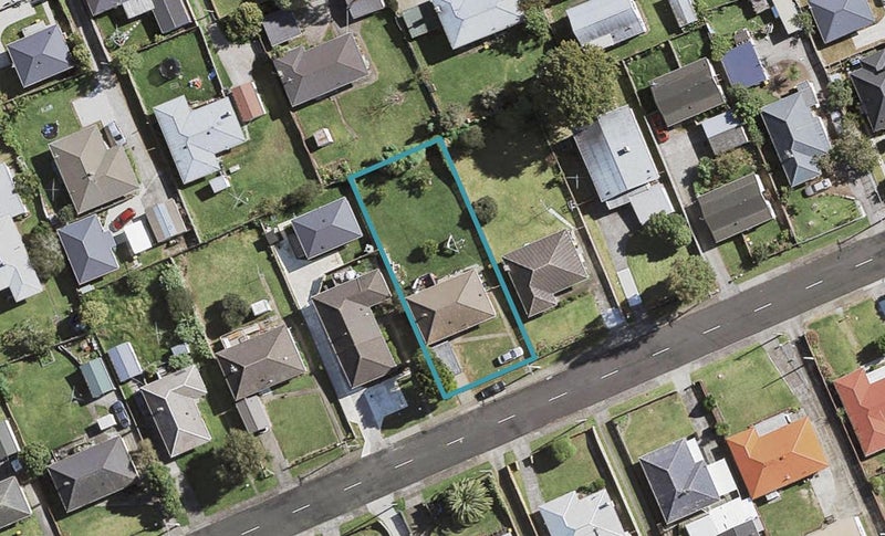 13 Hooks Road, Manurewa, Auckland - Carousel 1