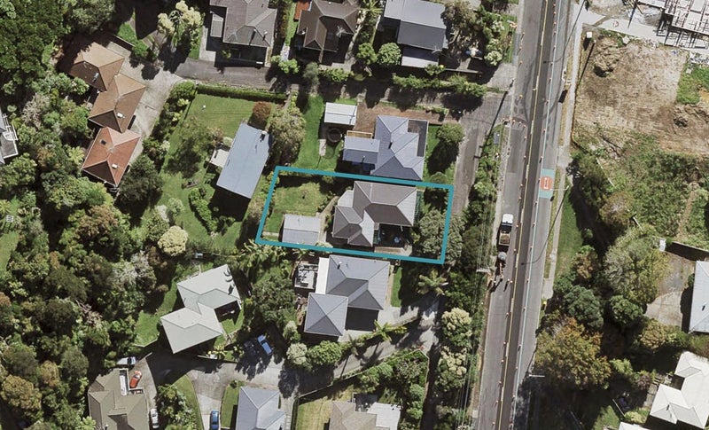 66 Lake Road, Northcote, Auckland - Carousel 1