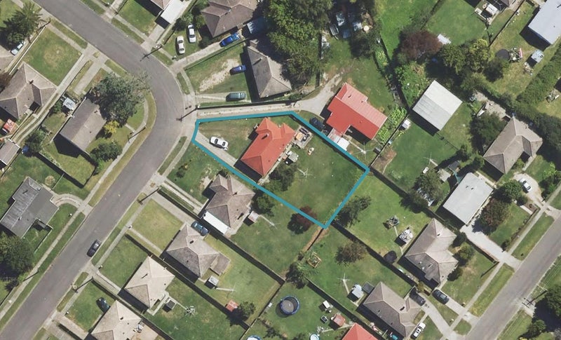 9 Taruheru Crescent, Mangapapa, Gisborne - Carousel 1