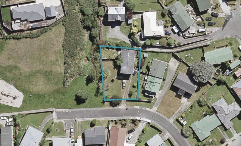 52 Blueberry Grove, Timberlea, Upper Hutt - Carousel 1