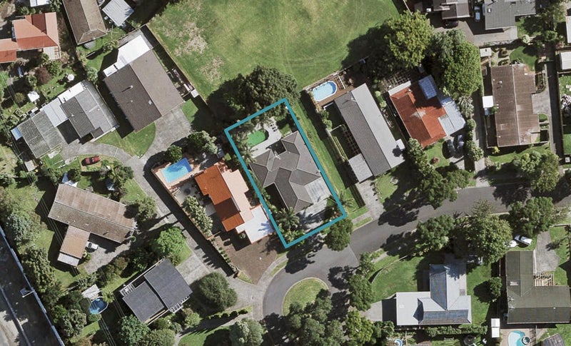11 Corolu Place, Conifer Grove, Takanini - Carousel 1