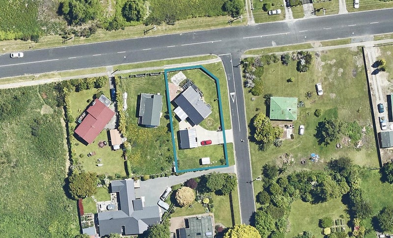 2 Egmont Road, Ngongotaha, Rotorua - Carousel 1