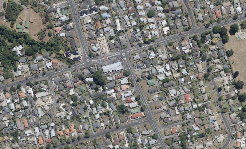 1157 Heaphy Terrace, Fairfield, Hamilton - Carousel 1