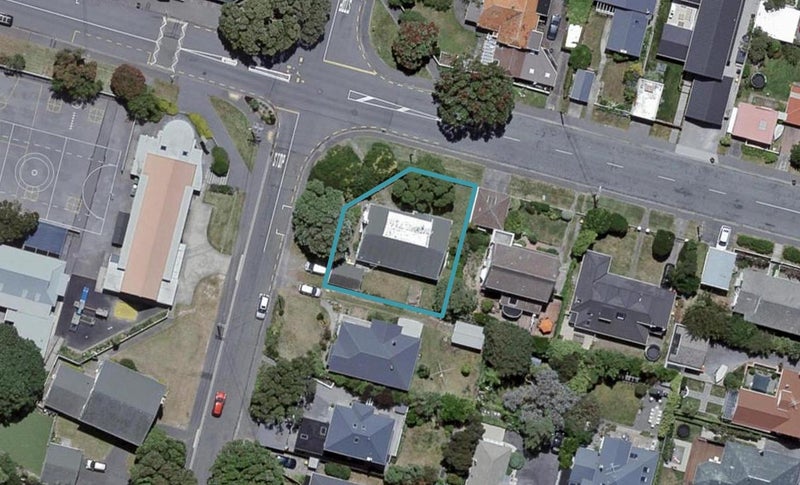 55 Falkirk Avenue, Seatoun, Wellington - Carousel 1