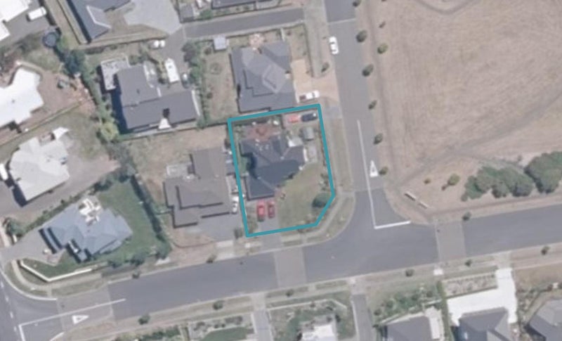 3 Botanical Heights Drive, Waipahihi, Taupo - Carousel 1