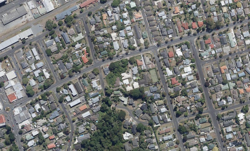 50 Te Aroha Street, Hamilton East, Hamilton - Carousel 1