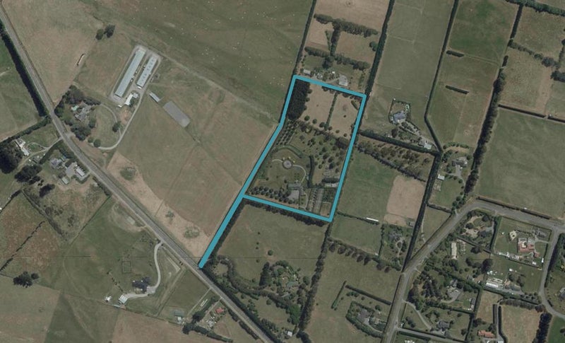 2/548 Weedons Ross Road, Christchurch - Carousel 1