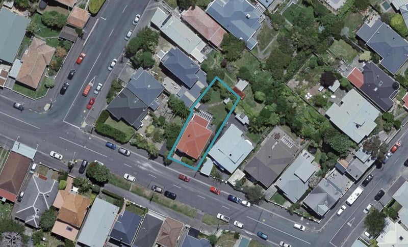 10 Waitoa Road, Hataitai, Wellington - Carousel 1
