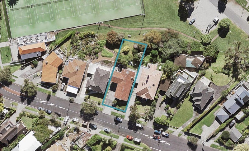 10 Fife Street, Westmere, Auckland - Carousel 1