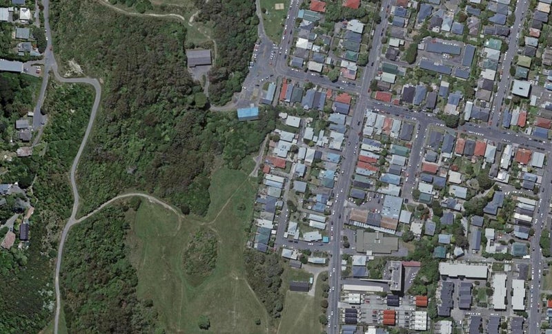 12 Boyd Terrace, Newtown, Wellington - Carousel 1